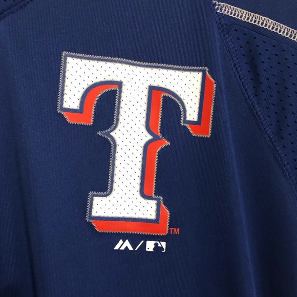 Majestic Texas Rangers VNeck Shirt - Picture 2 of 6